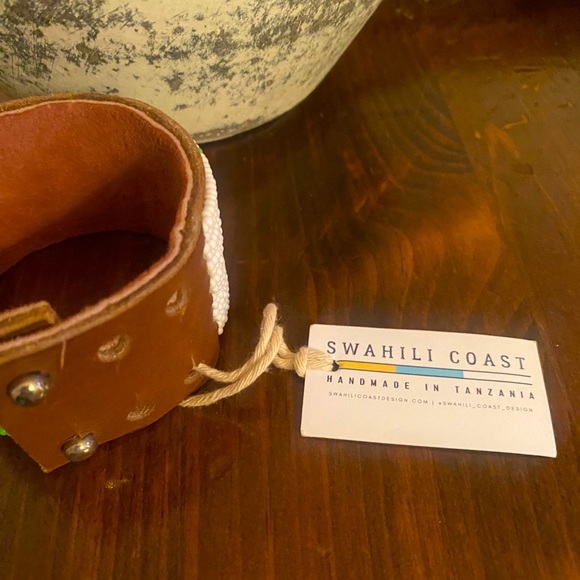 Leather Cuff - Green & White Large Ombré - Picture 3 of 4